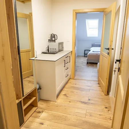 ゲストハウス Bistar ハボフカ